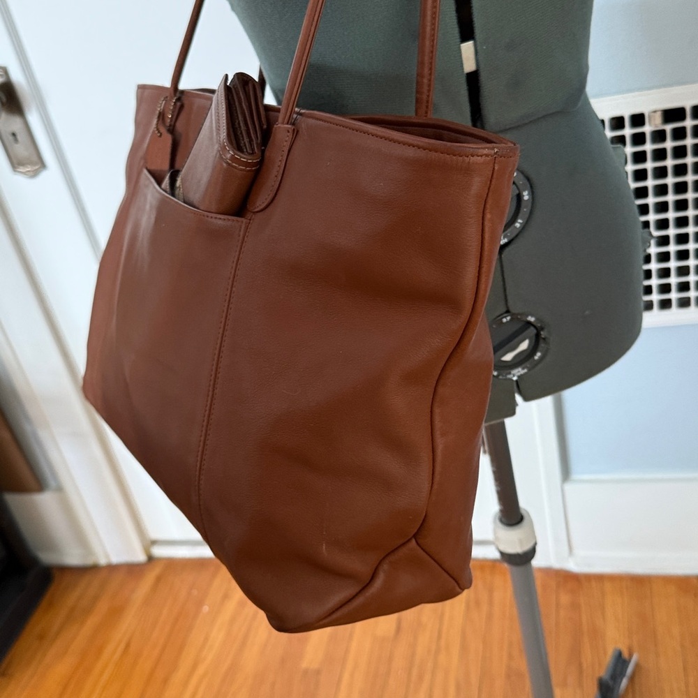Vintage Coach ‘06 Carryall Tote Toffee Leather Bag & Gold Grommet Snap Wallet - Picture 10 of 16